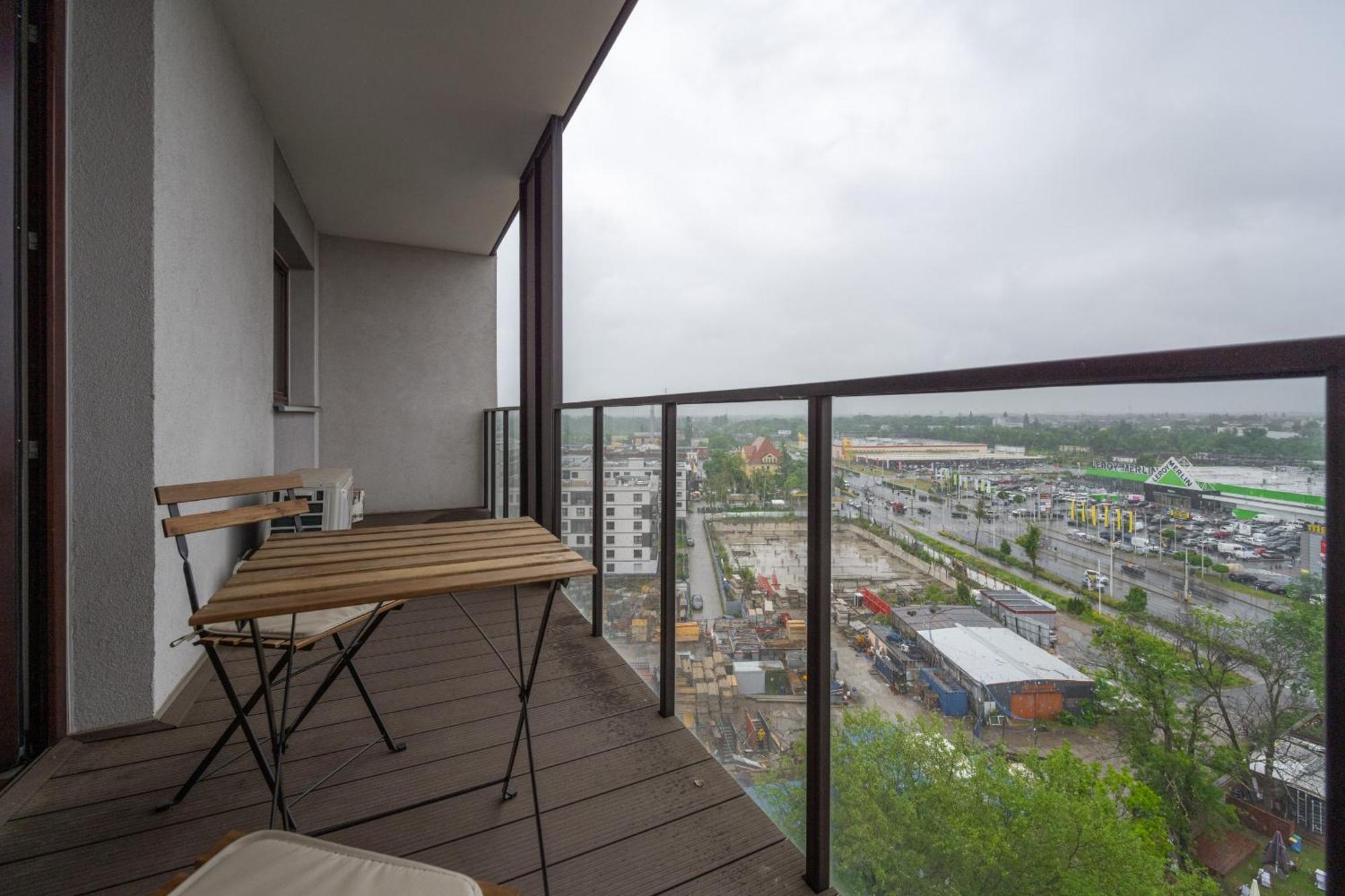 Comfortable Apartment Krakowska Wroclaw With Free Parking By Noclegi Renters Exterior photo