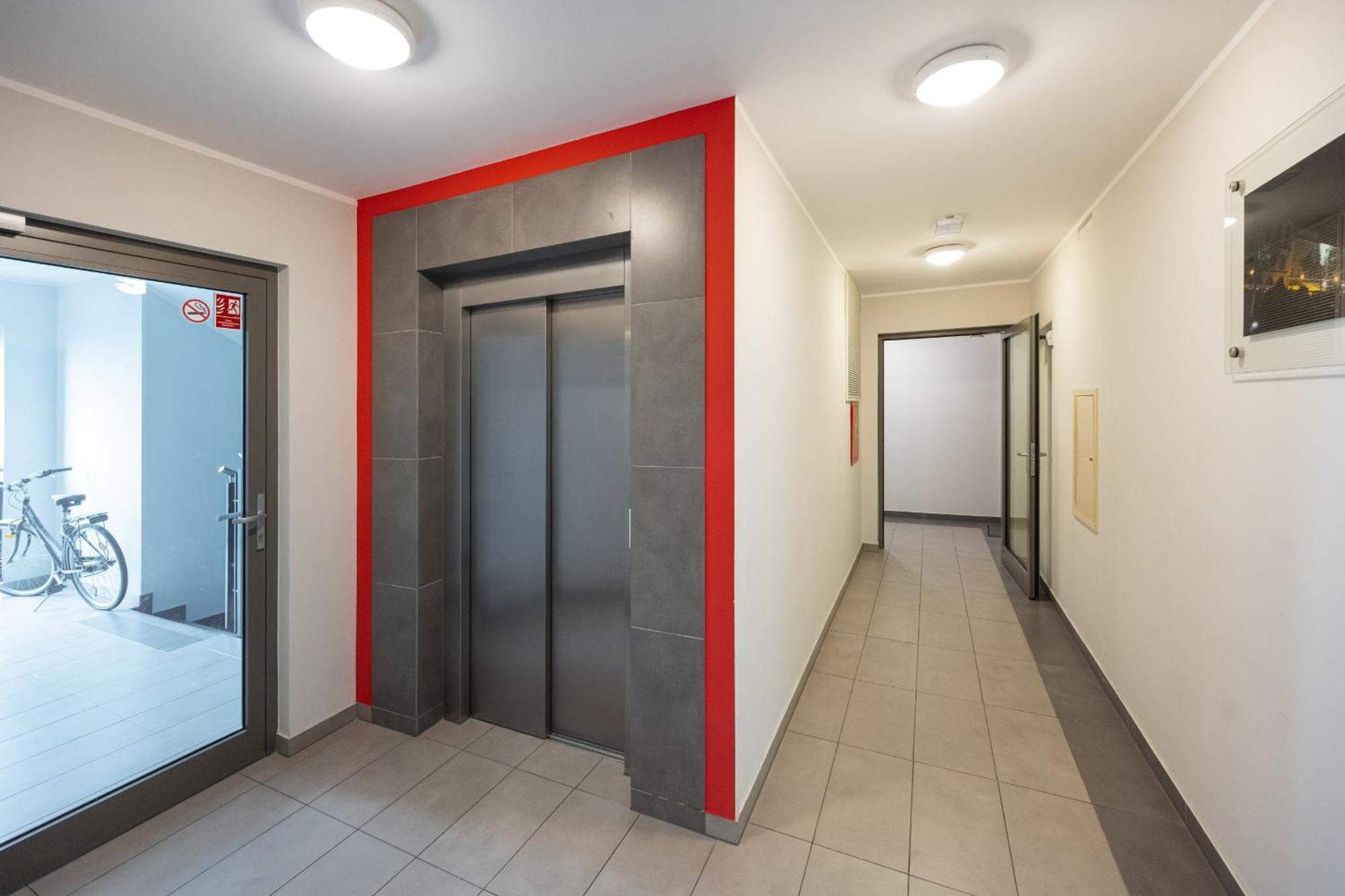 Comfortable Apartment Krakowska Wroclaw With Free Parking By Noclegi Renters Exterior photo