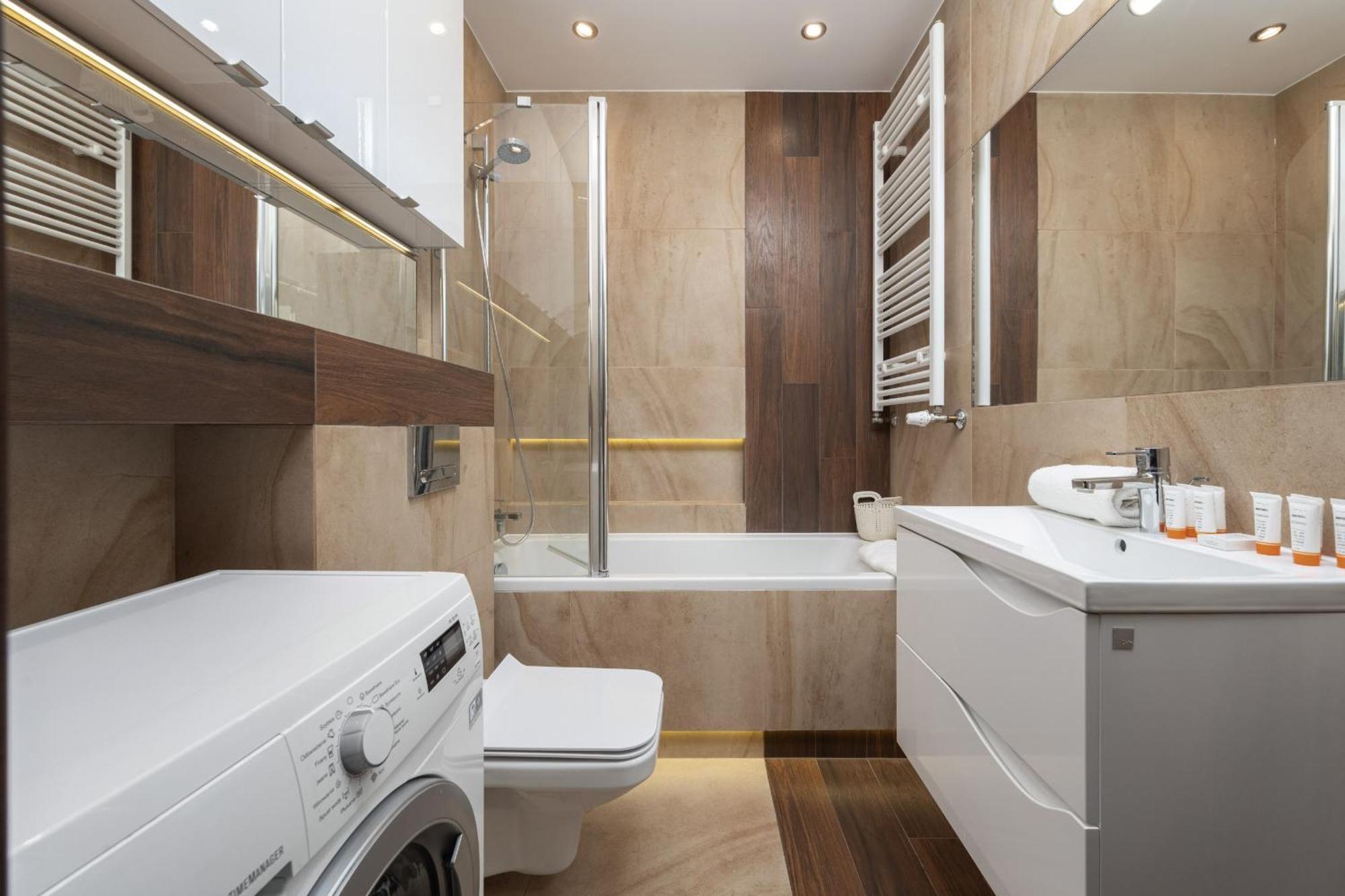 Comfortable Apartment Krakowska Wroclaw With Free Parking By Noclegi Renters Exterior photo