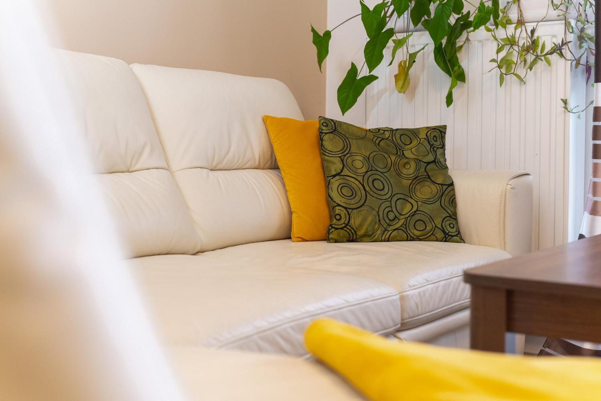 Comfortable Apartment Krakowska Wroclaw With Free Parking By Noclegi Renters Exterior photo